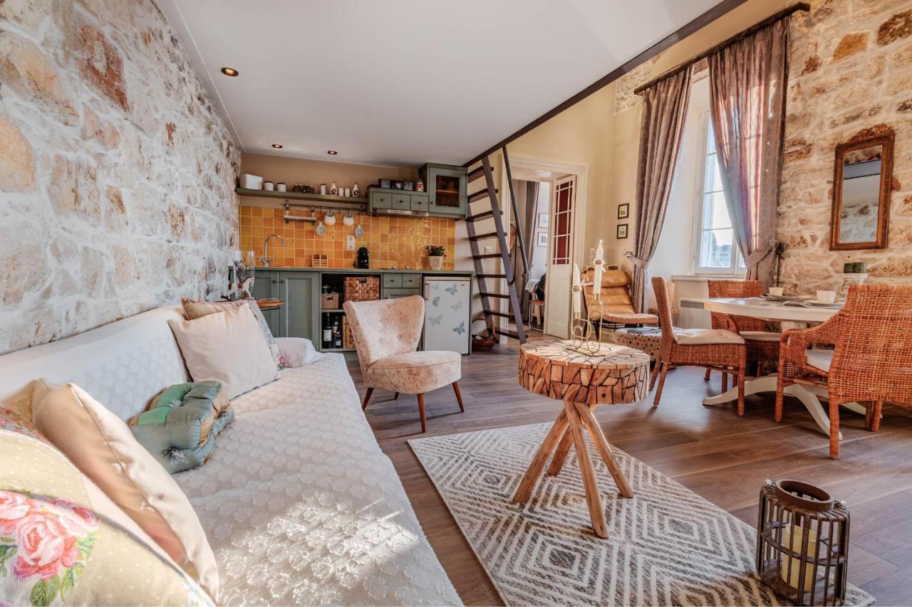 Mouragia Loft - Waterfront Old Corfu Town Apartment Bagian luar foto