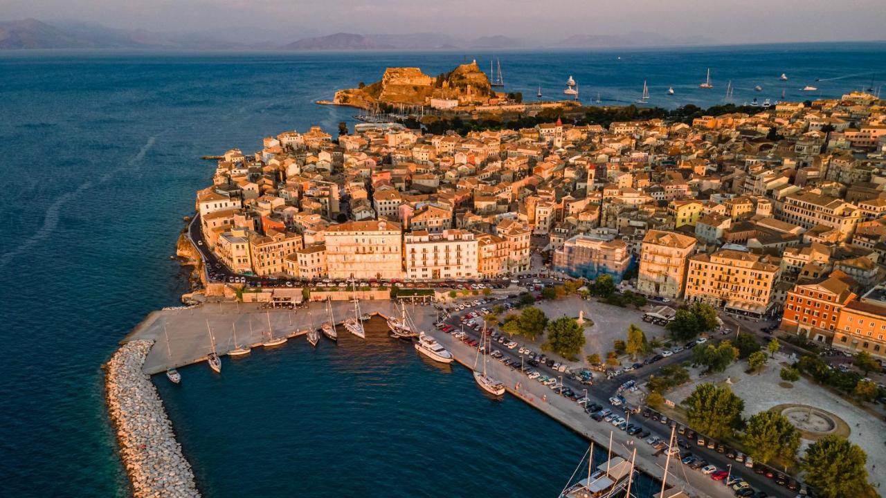 Mouragia Loft - Waterfront Old Corfu Town Apartment Bagian luar foto