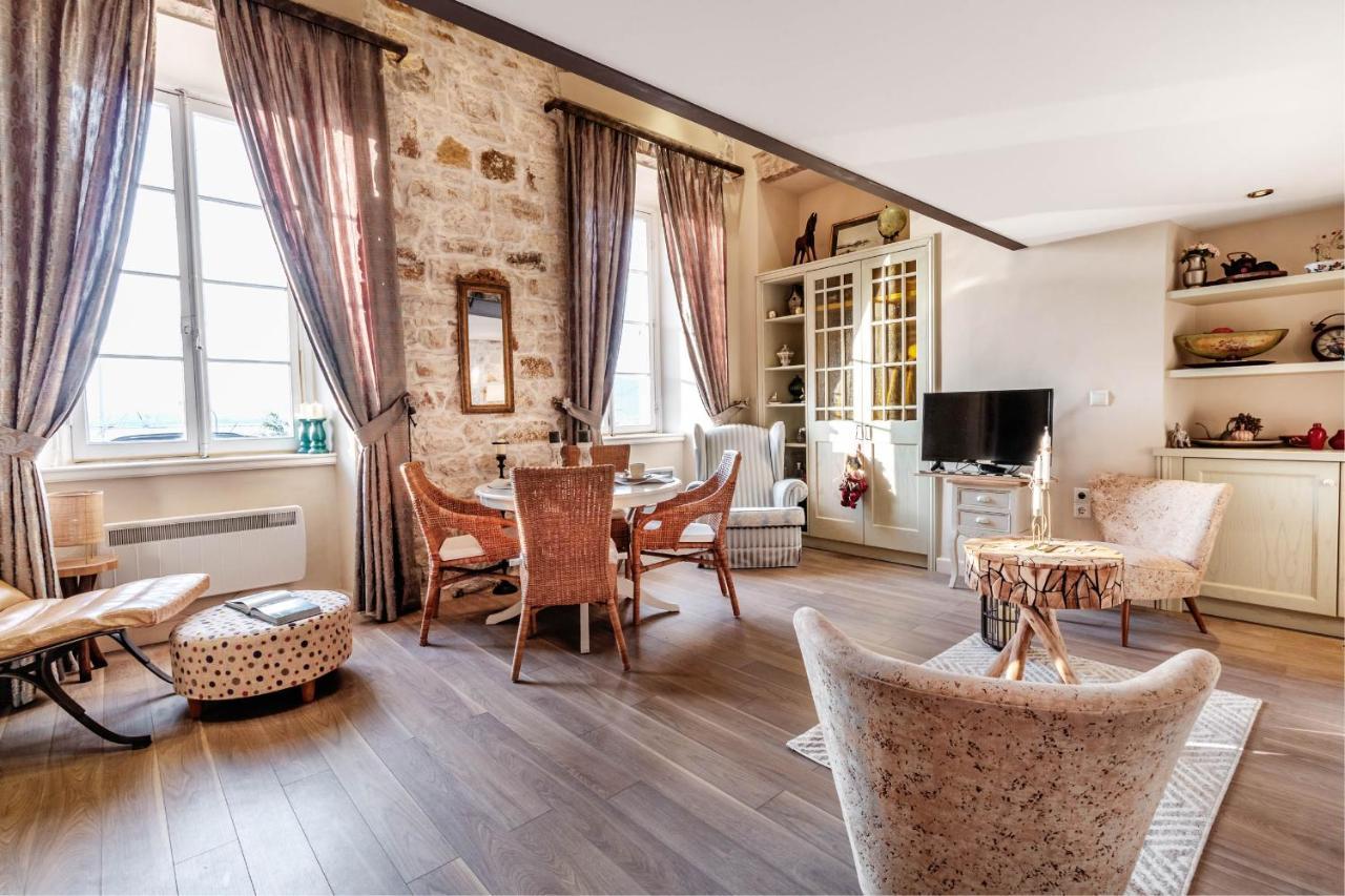 Mouragia Loft - Waterfront Old Corfu Town Apartment Bagian luar foto