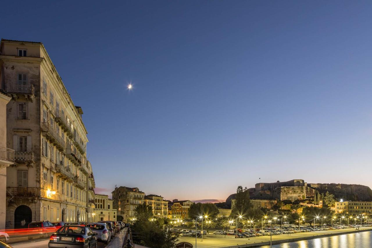 Mouragia Loft - Waterfront Old Corfu Town Apartment Bagian luar foto